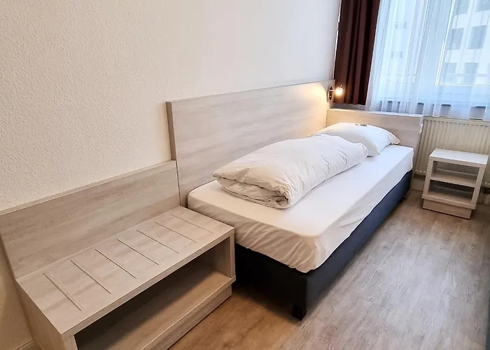 Otel Adler Frankfurt