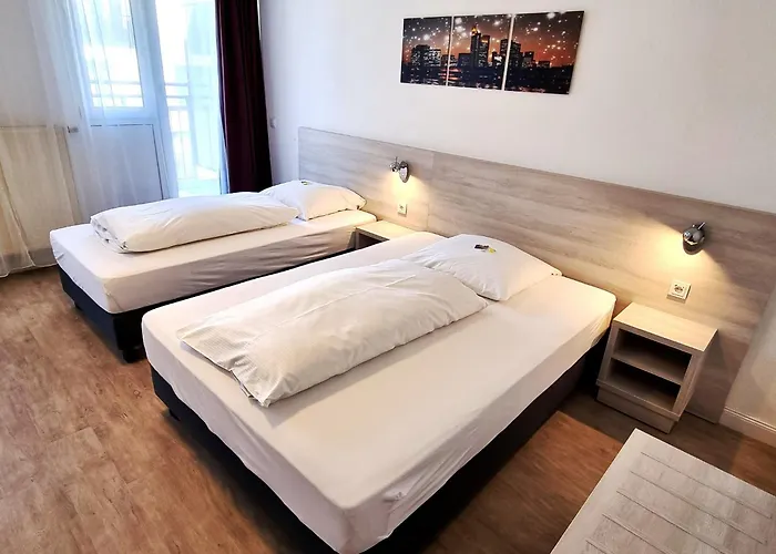 Adler Frankfurt 3*