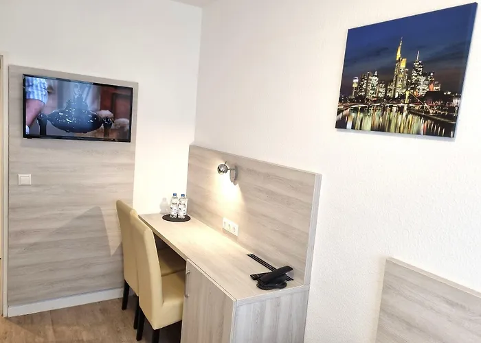 Adler Frankfurt Otel